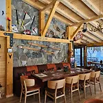 Algara Hut * פניצ'ישטה