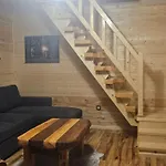 Algara Hut * פניצ'ישטה