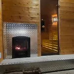 Algara Hut