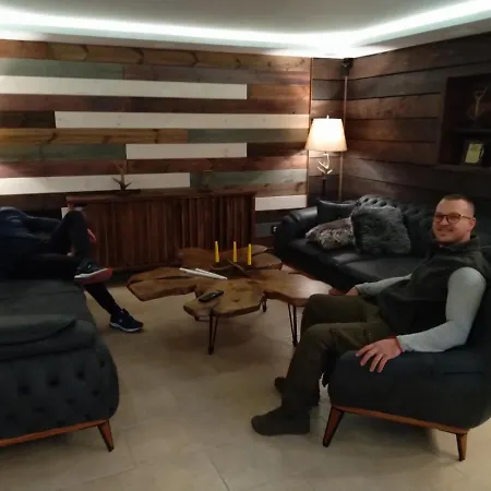 Otel Algara Hut Panichishte