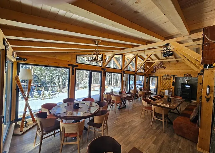 Algara Hut Panichishte